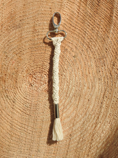 Anhänger "Twister" Beige