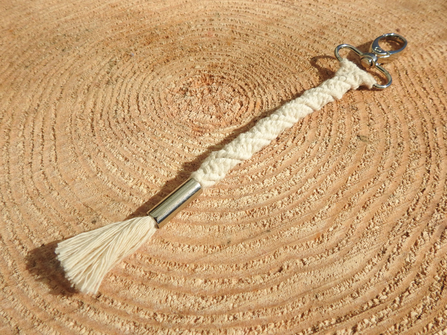 Anhänger "Twister" Beige