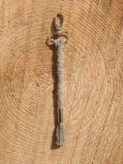 Anhänger "Twister" Beige