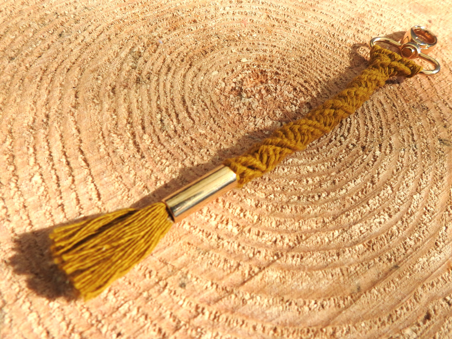 Anhänger "Twister" Gelb