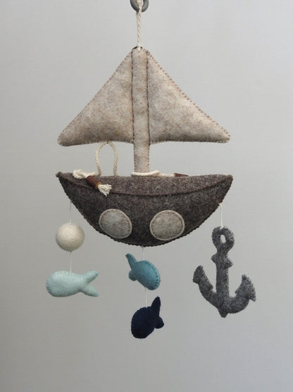 Mobile Boot "Anker lichten"