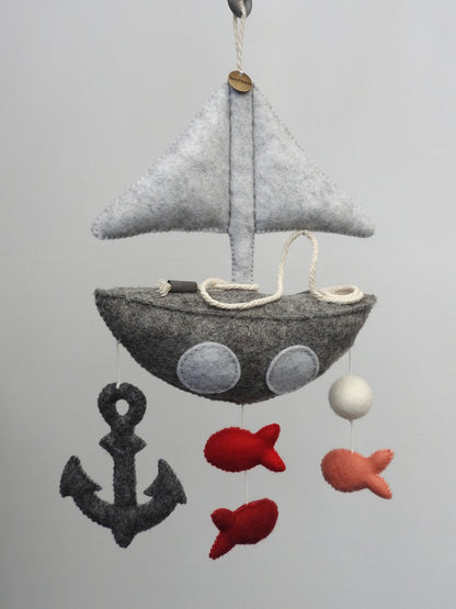 Mobile Boot "Anker lichten"