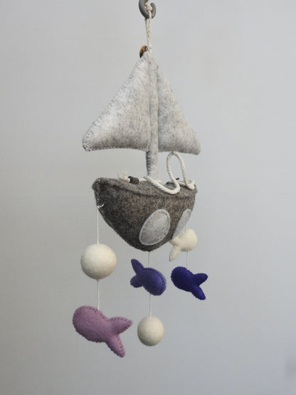 Mobile Segelboot "Ahoi"