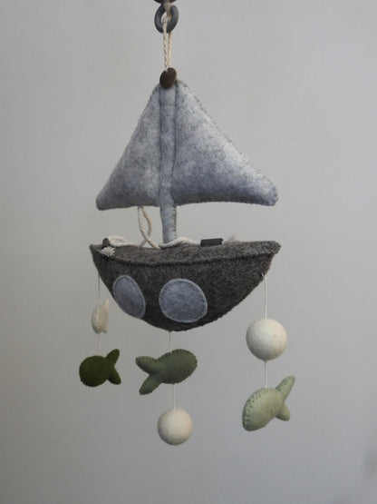 Mobile Segelboot "Ahoi"