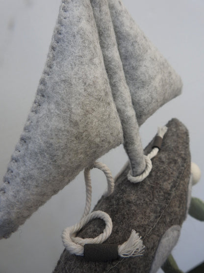 Mobile Boot "Anker lichten"