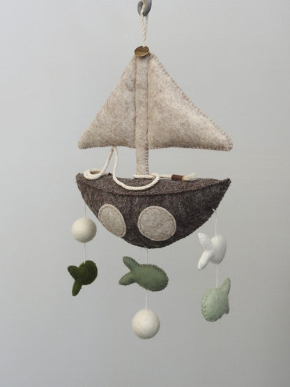 Mobile Segelboot "Ahoi"