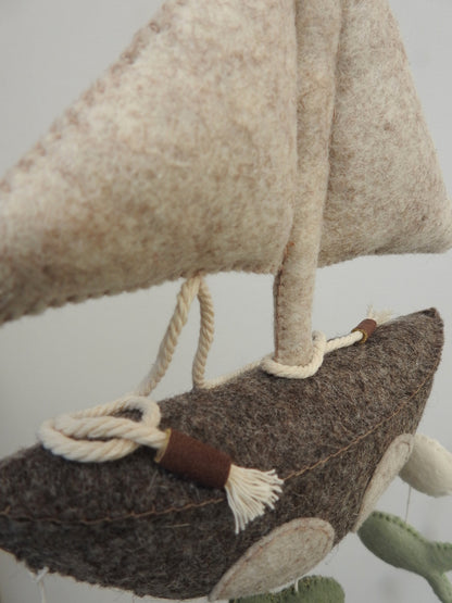 Mobile Boot "Anker lichten"